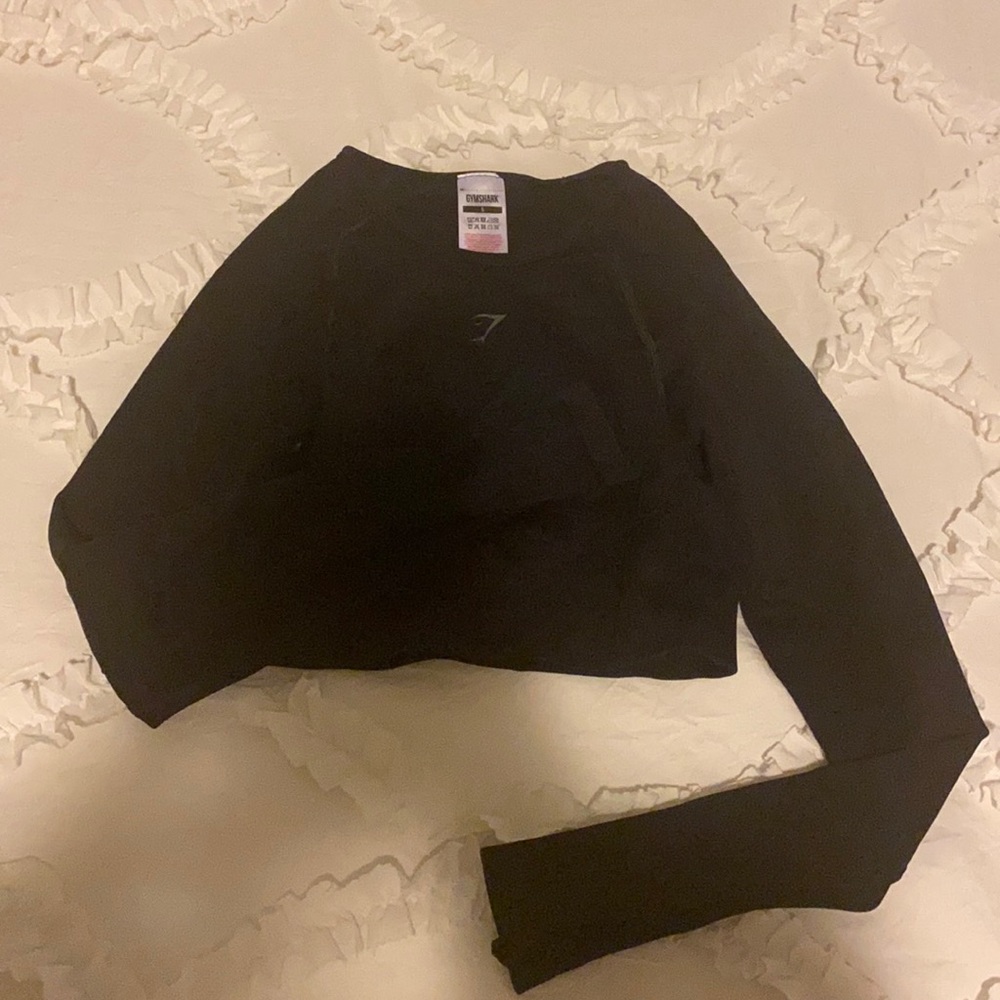 Gym shark workout top